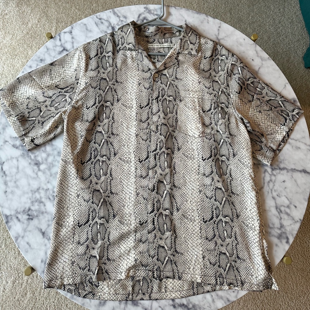 SHADES OF GREY BY MICAH COHEN Neutral Snake-Print Short Sleeve Button-Down